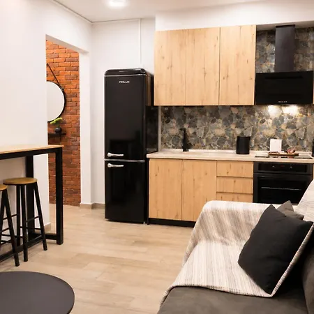 Loam Apartment, Centre *